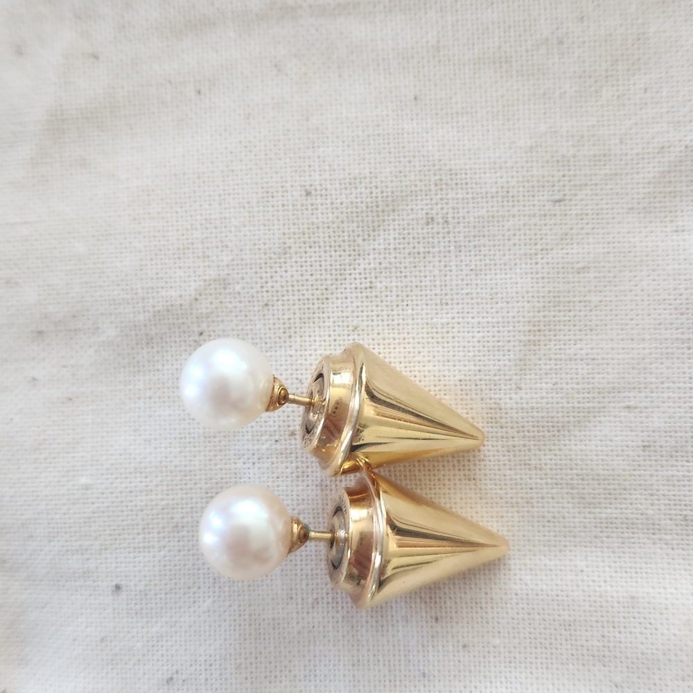 Vita Fede Gold Cone and White Pearl Stud Earrings